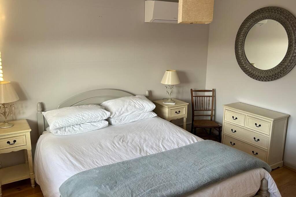 Cosy 2 Bed, Home From Home Haddenham  外观 照片